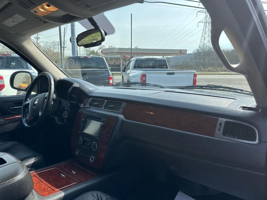 Chevrolet Tahoe 2WD 4dr 1500 LTZ 2010