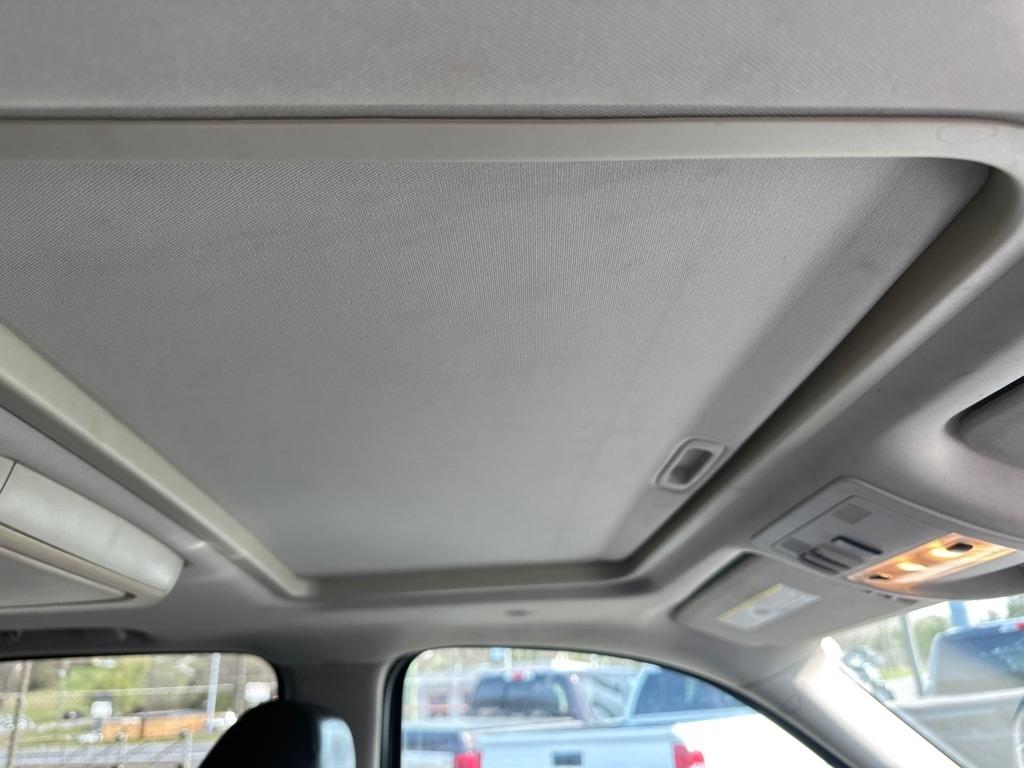 Chevrolet Tahoe 2WD 4dr 1500 LTZ 2010