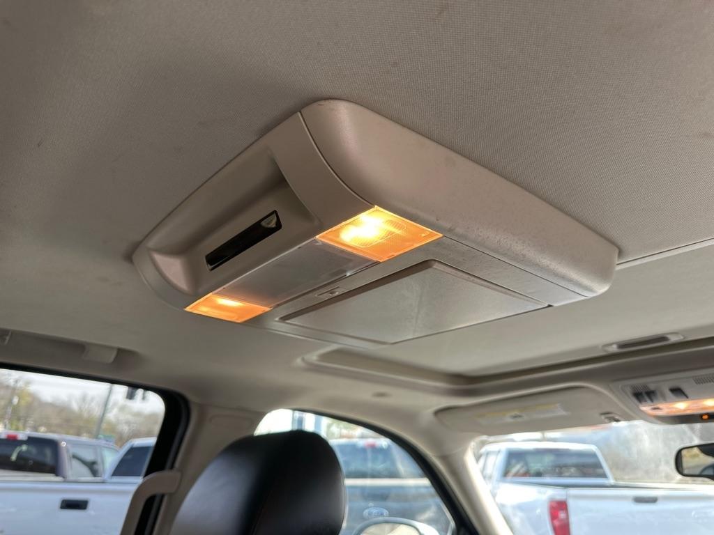 Chevrolet Tahoe 2WD 4dr 1500 LTZ 2010