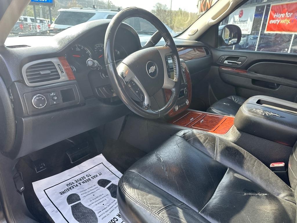 Chevrolet Tahoe 2WD 4dr 1500 LTZ 2010