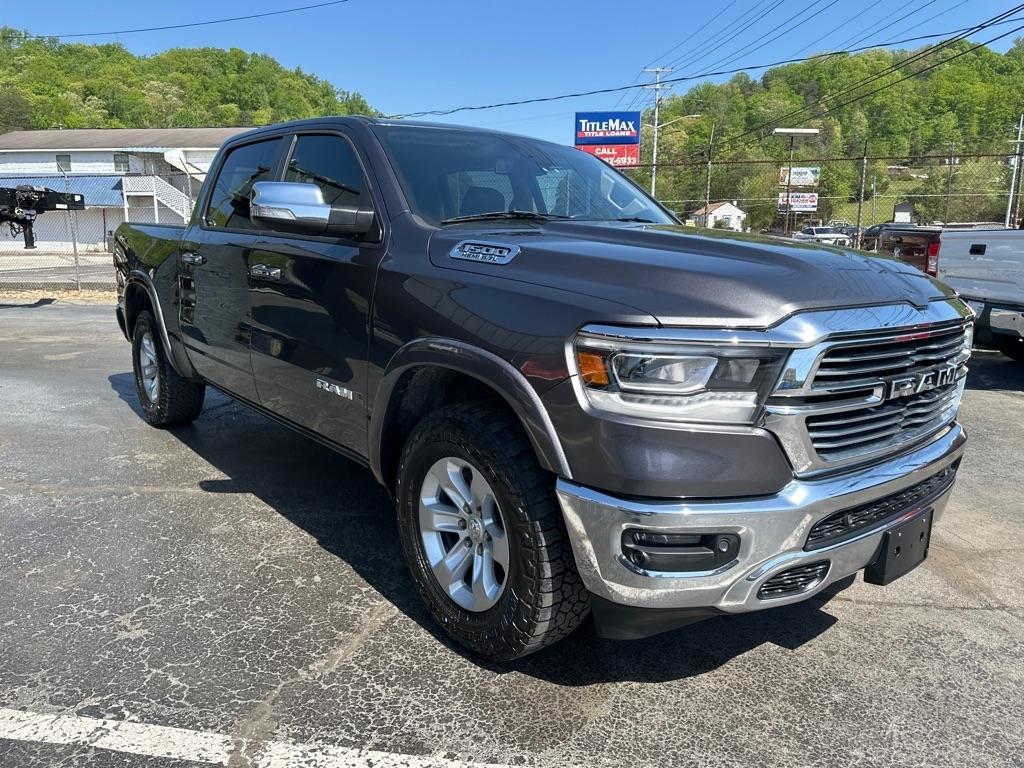 RAM 1500 Laramie 4x4 Crew Cab 5'7" Box 2019