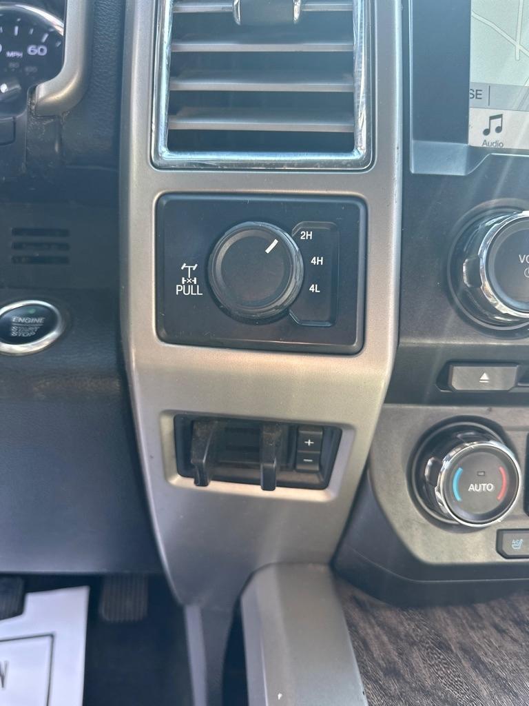 Ford Super Duty F-250 SRW King Ranch 4WD Crew Cab 8' Box 2017