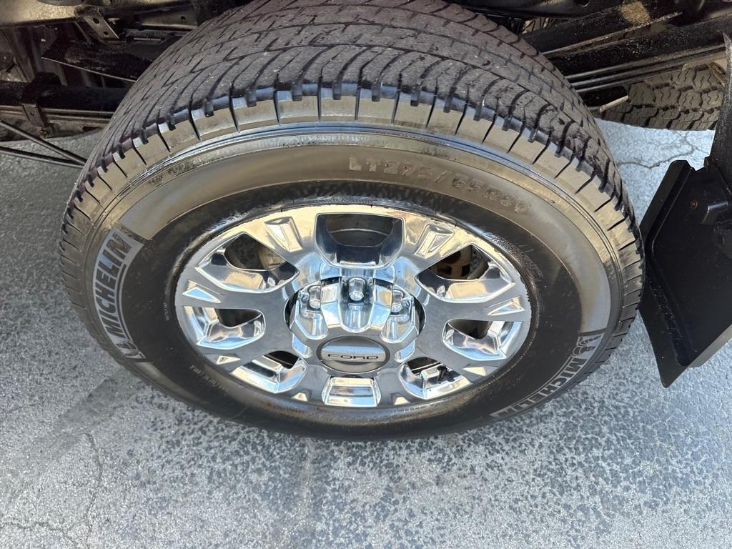 Ford Super Duty F-350 SRW King Ranch 4WD Crew Cab 8' Box 2021