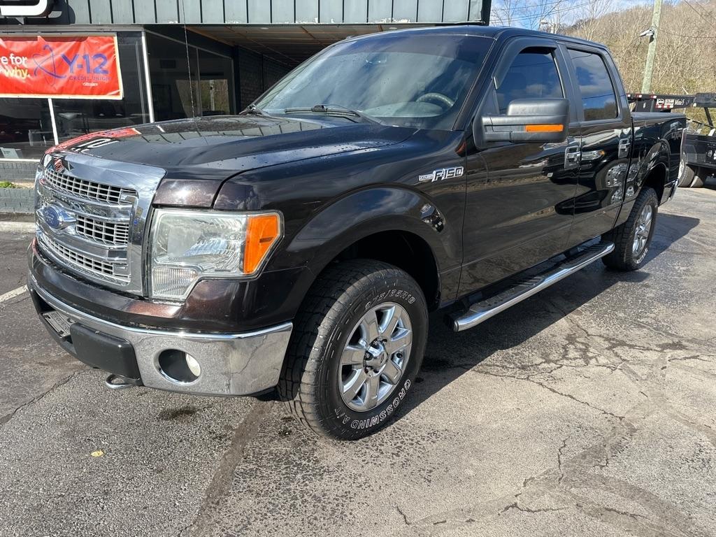 2013 Ford F-150 4WD SuperCrew 145" XL