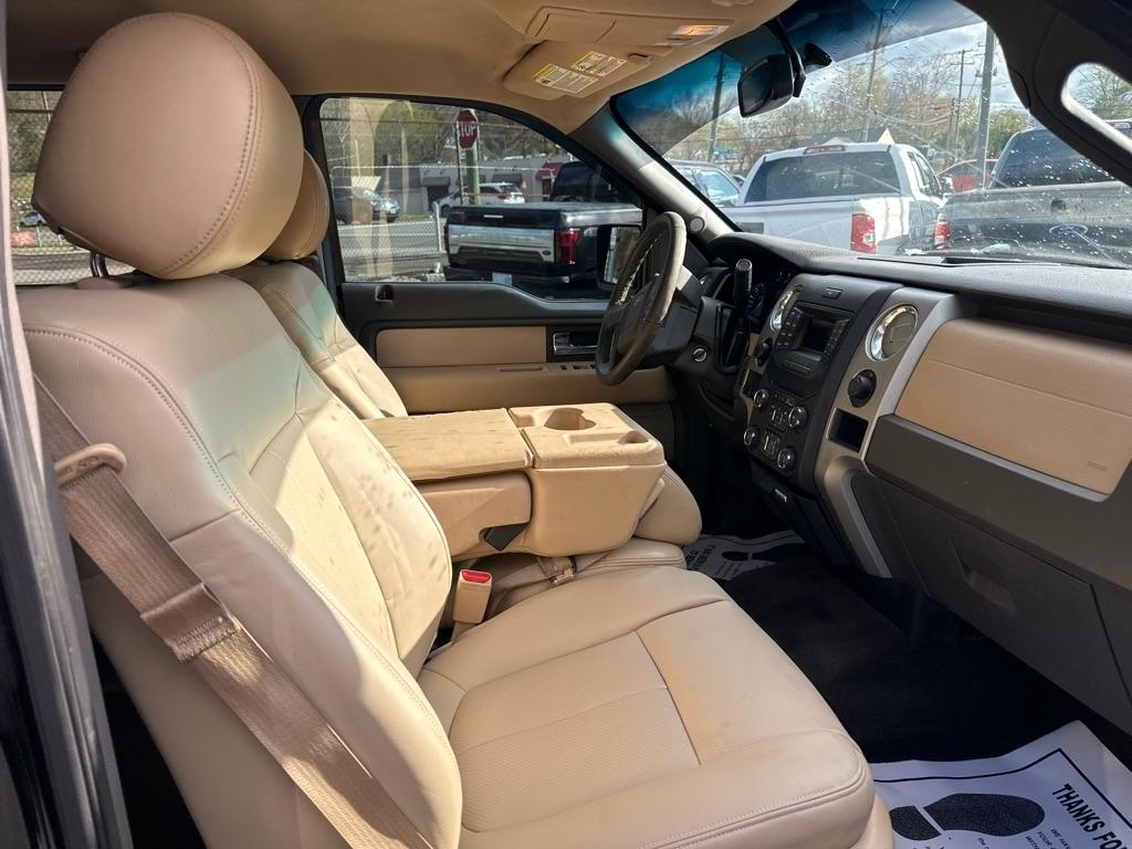 Ford F-150 4WD SuperCrew 145" Platinum 2013