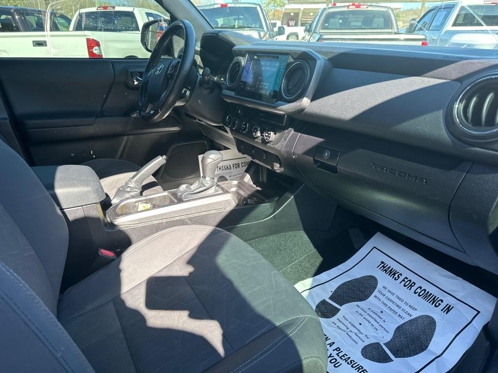 Toyota Tacoma 4WD Double Cab V6 MT TRD Off Road (Natl) 2016