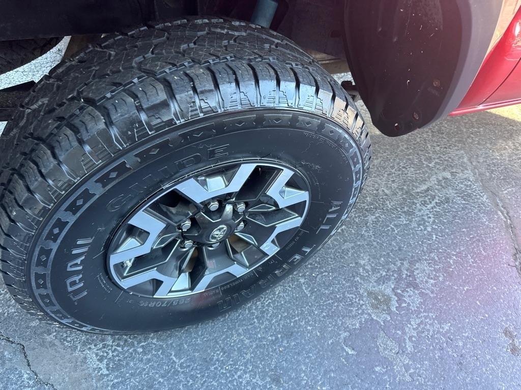 Toyota Tacoma 4WD Double Cab V6 MT TRD Off Road (Natl) 2016