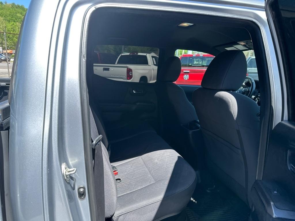 Toyota Tacoma 4WD Double Cab V6 MT TRD Off Road (Natl) 2016