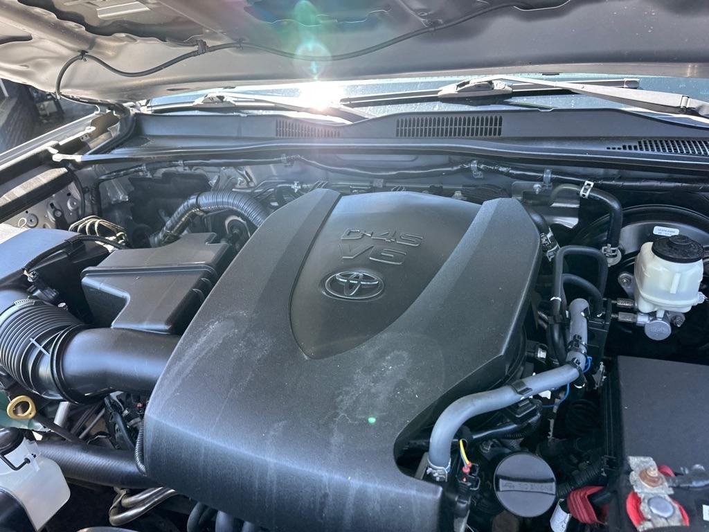 Toyota Tacoma 4WD Double Cab V6 MT TRD Off Road (Natl) 2016