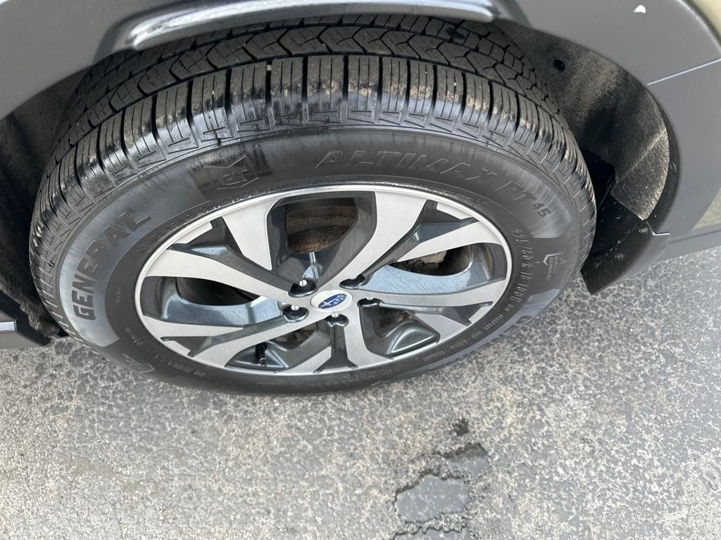 Subaru Outback Limited CVT 2020