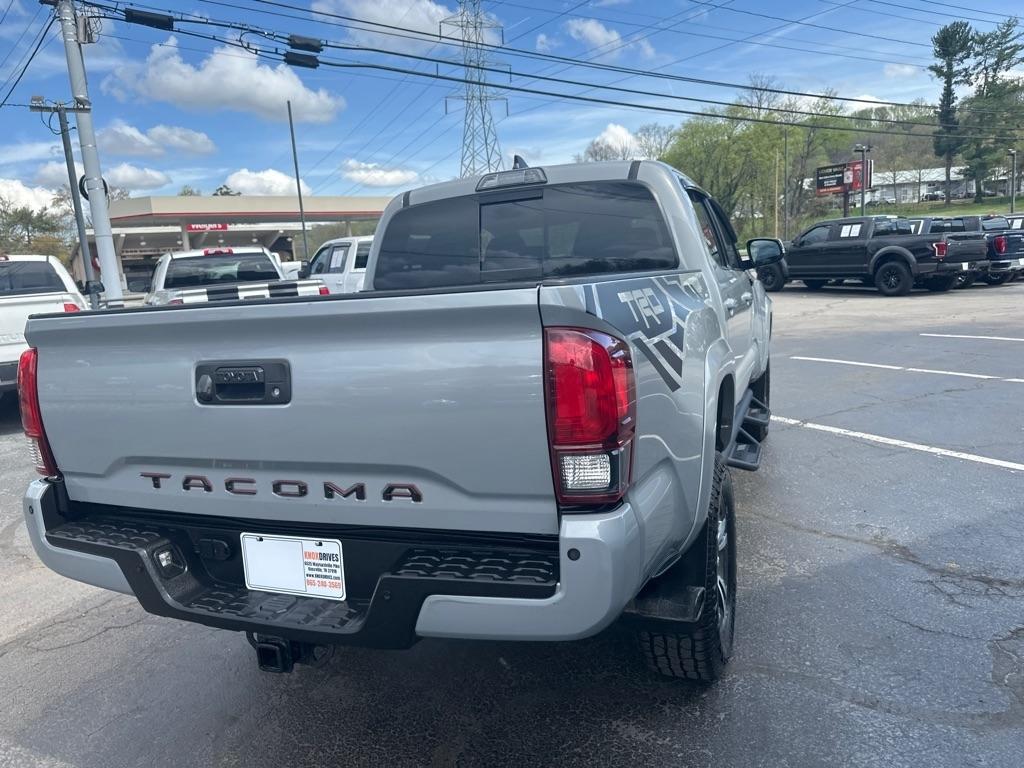 Toyota Tacoma TRD Off Road Double Cab 5' Bed V6 4x4 MT (Natl) 2018