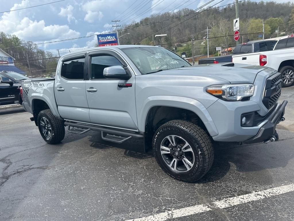 Toyota Tacoma TRD Off Road Double Cab 5' Bed V6 4x4 MT (Natl) 2018