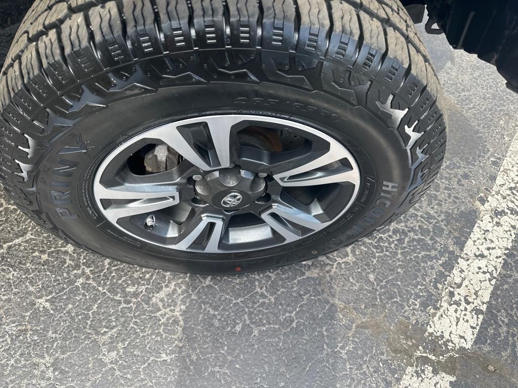 Toyota Tacoma TRD Off Road Double Cab 5' Bed V6 4x4 MT (Natl) 2018