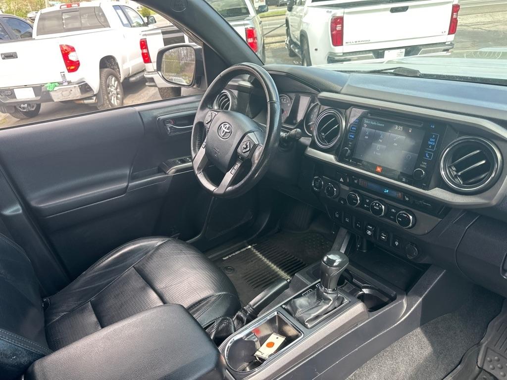 Toyota Tacoma TRD Off Road Double Cab 5' Bed V6 4x4 MT (Natl) 2018