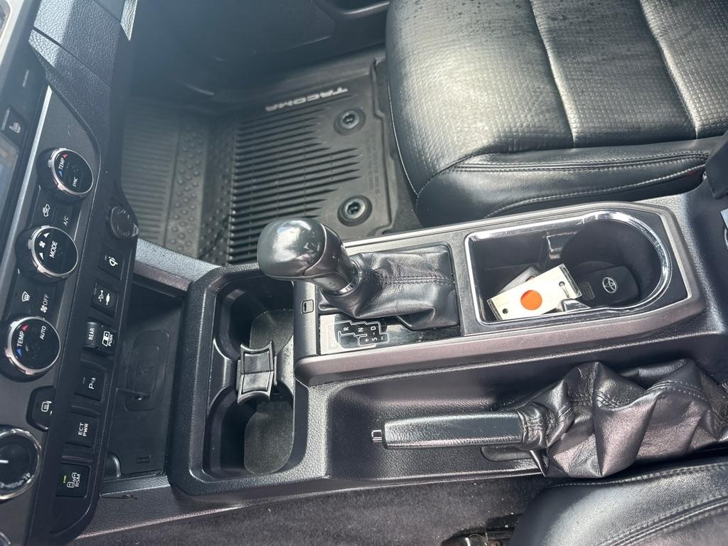 Toyota Tacoma TRD Off Road Double Cab 5' Bed V6 4x4 MT (Natl) 2018