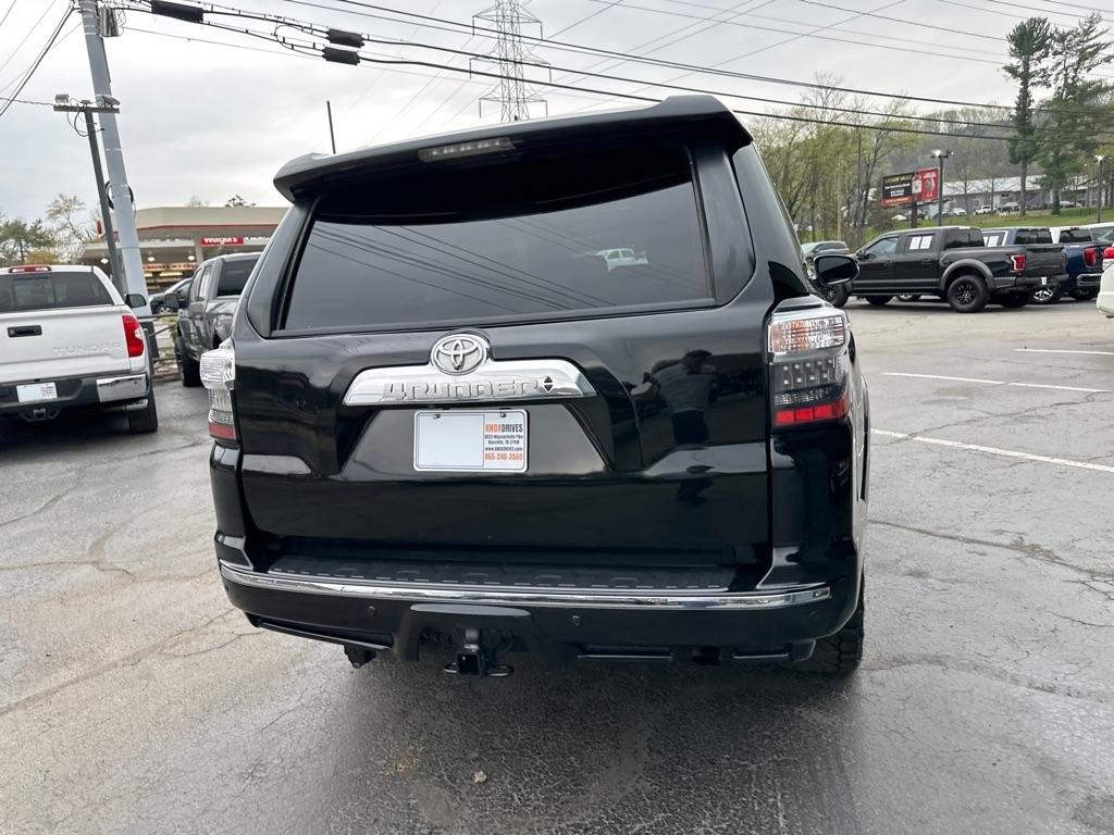 Toyota 4Runner TRD Off Road Premium 4WD (Natl) 2017