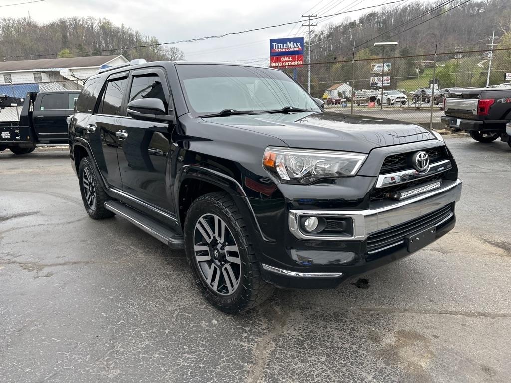Toyota 4Runner TRD Off Road Premium 4WD (Natl) 2017