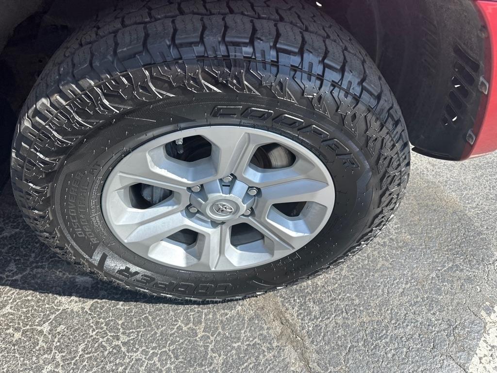 Toyota 4Runner 4WD 4dr V6 Trail Premium (Natl) 2015