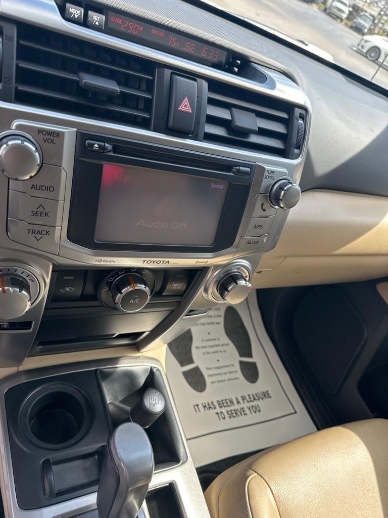 Toyota 4Runner 4WD 4dr V6 Limited (Natl) 2012