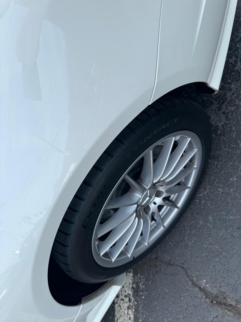 Mercedes-Benz SL-Class 2dr Roadster SL 550 2013