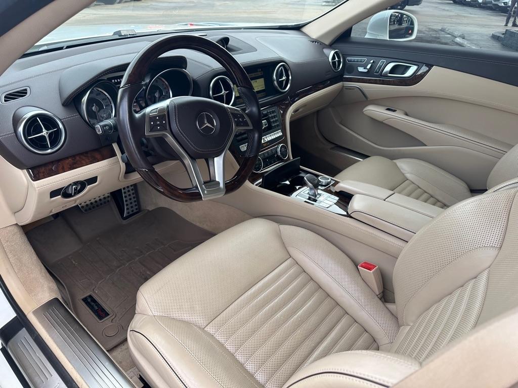 Mercedes-Benz SL-Class 2dr Roadster SL 550 2013