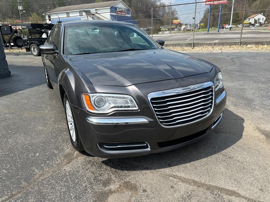 Chrysler 300 4dr Sdn RWD 2014