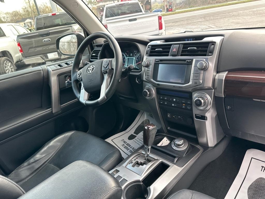 Toyota 4Runner 4WD 4dr V6 Trail Premium (Natl) 2015