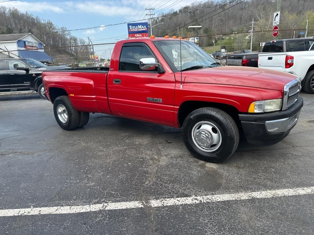 Dodge Ram 3500 Reg Cab 135" WB 1994