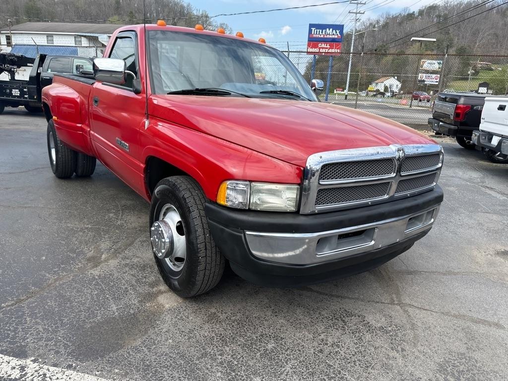 Dodge Ram 3500 Reg Cab 135" WB 1994