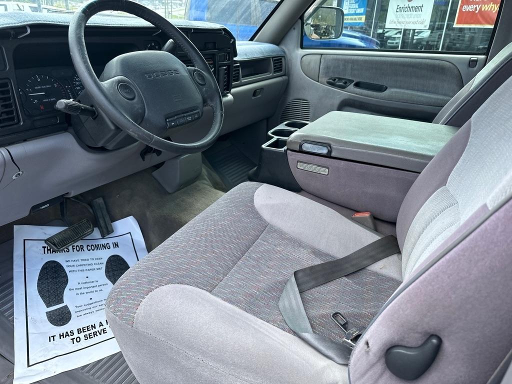 Dodge Ram 3500 Reg Cab 135" WB 1994