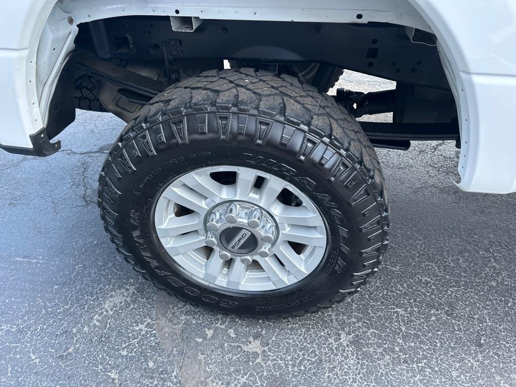 Ford Super Duty F-250 SRW XLT 4WD Reg Cab 8' Box 2019