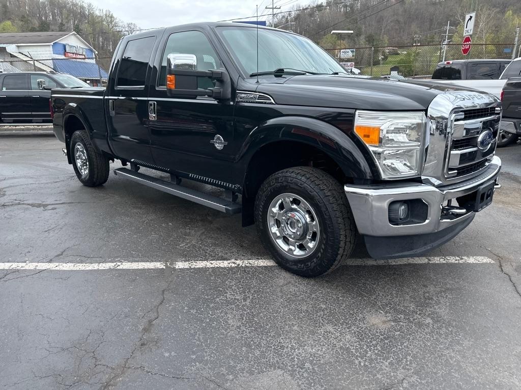 Ford Super Duty F-250 SRW 4WD Crew Cab 172" Platinum 2015