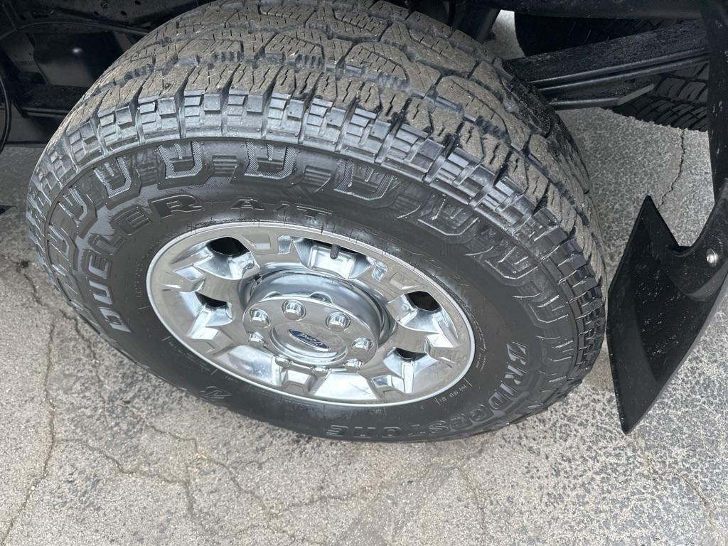 Ford Super Duty F-250 SRW 4WD Crew Cab 172" Platinum 2015