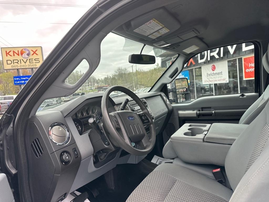 Ford Super Duty F-250 SRW 4WD Crew Cab 172" Platinum 2015