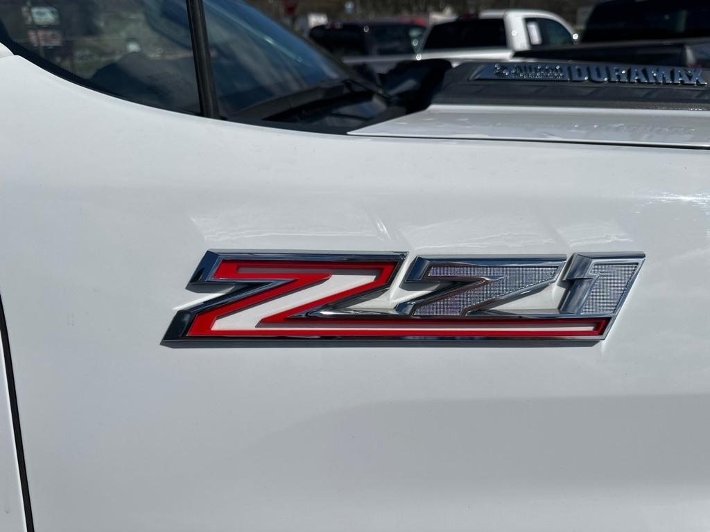 Chevrolet Silverado 2500HD 4WD Crew Cab 159" LT 2022