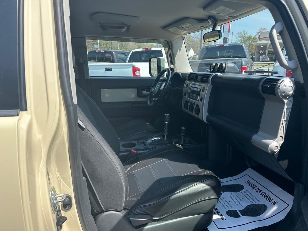 Toyota FJ Cruiser 4WD 4dr Man (Natl) 2008