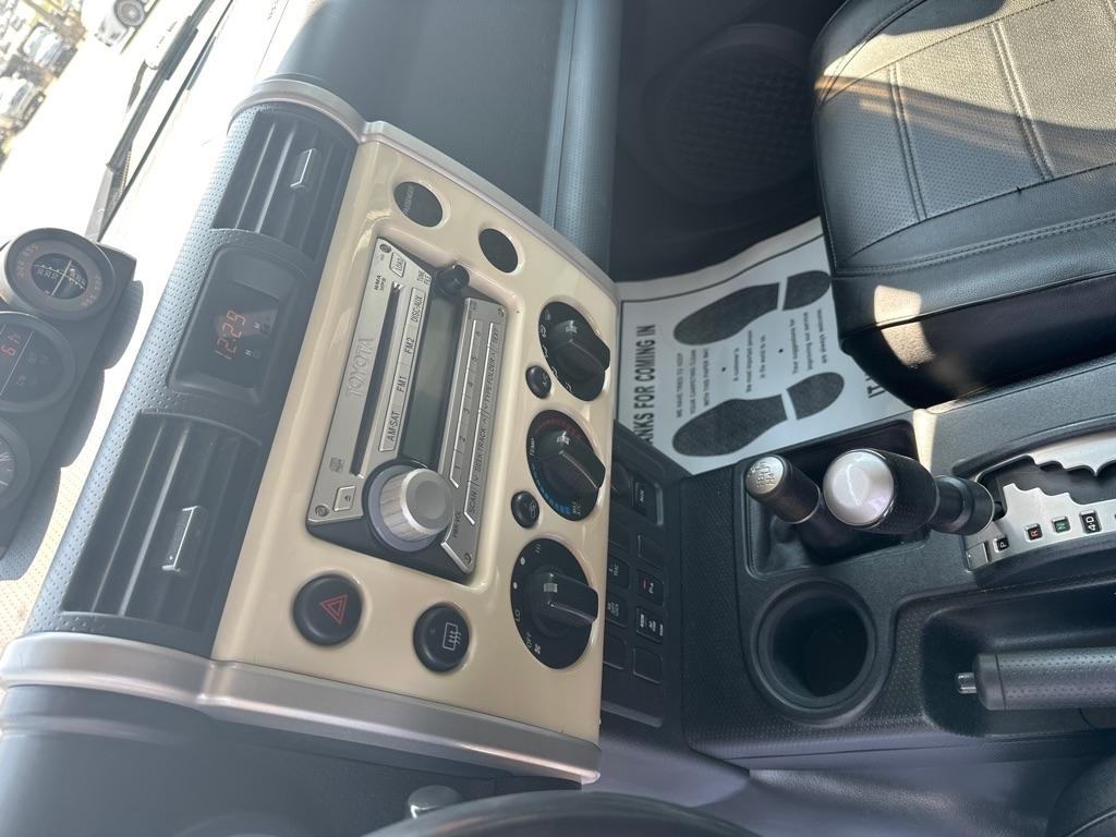 Toyota FJ Cruiser 4WD 4dr Man (Natl) 2008