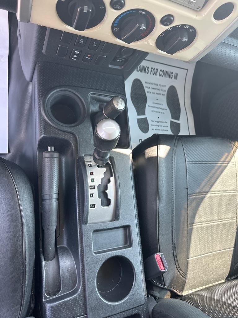 Toyota FJ Cruiser 4WD 4dr Man (Natl) 2008