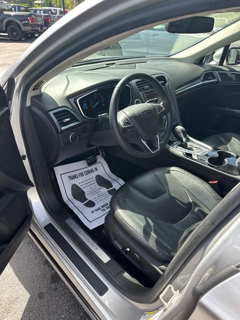 Ford Fusion 4dr Sdn Titanium FWD 2014