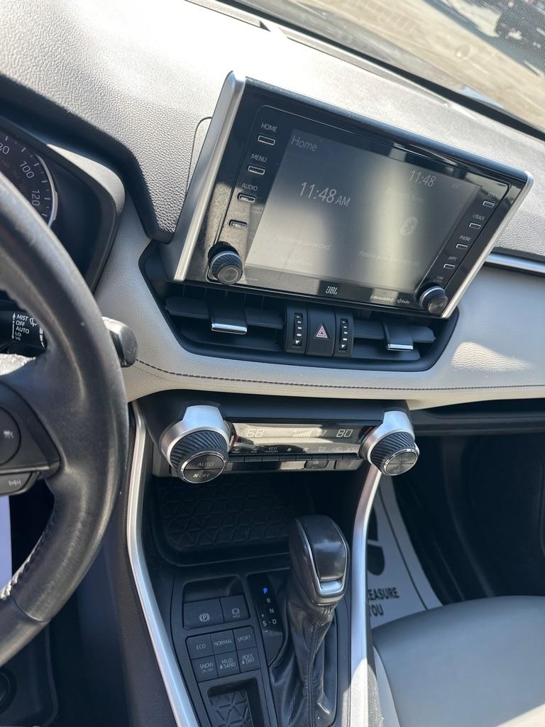 Toyota RAV4 XLE Premium AWD (Natl) 2019