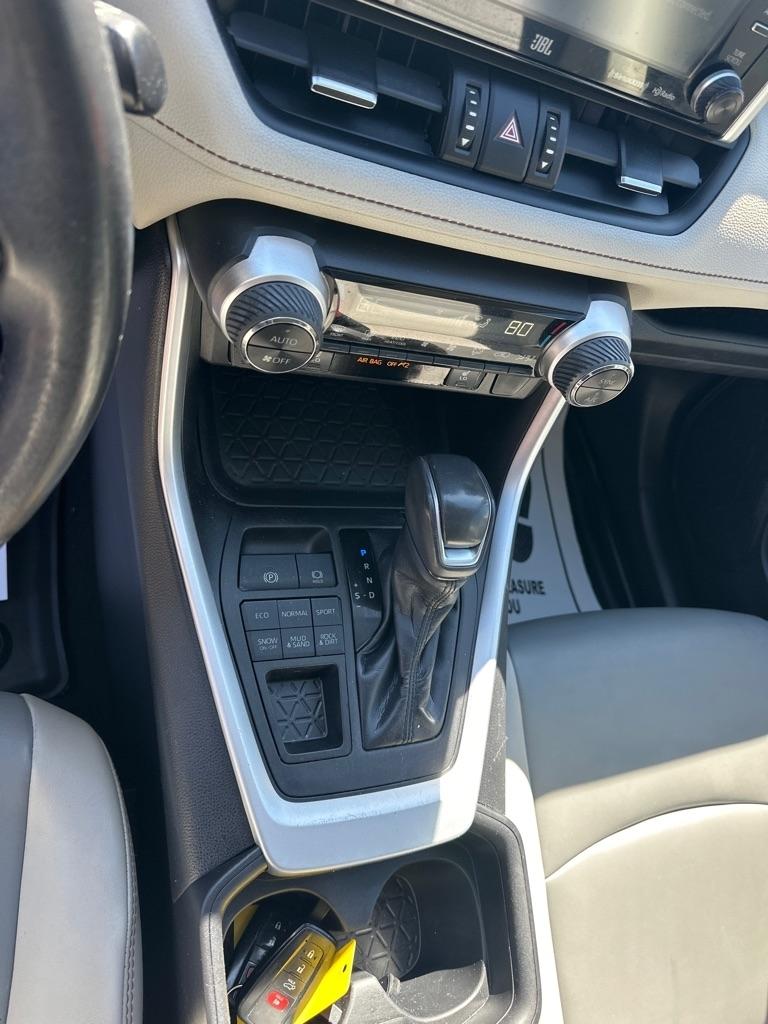 Toyota RAV4 XLE Premium AWD (Natl) 2019