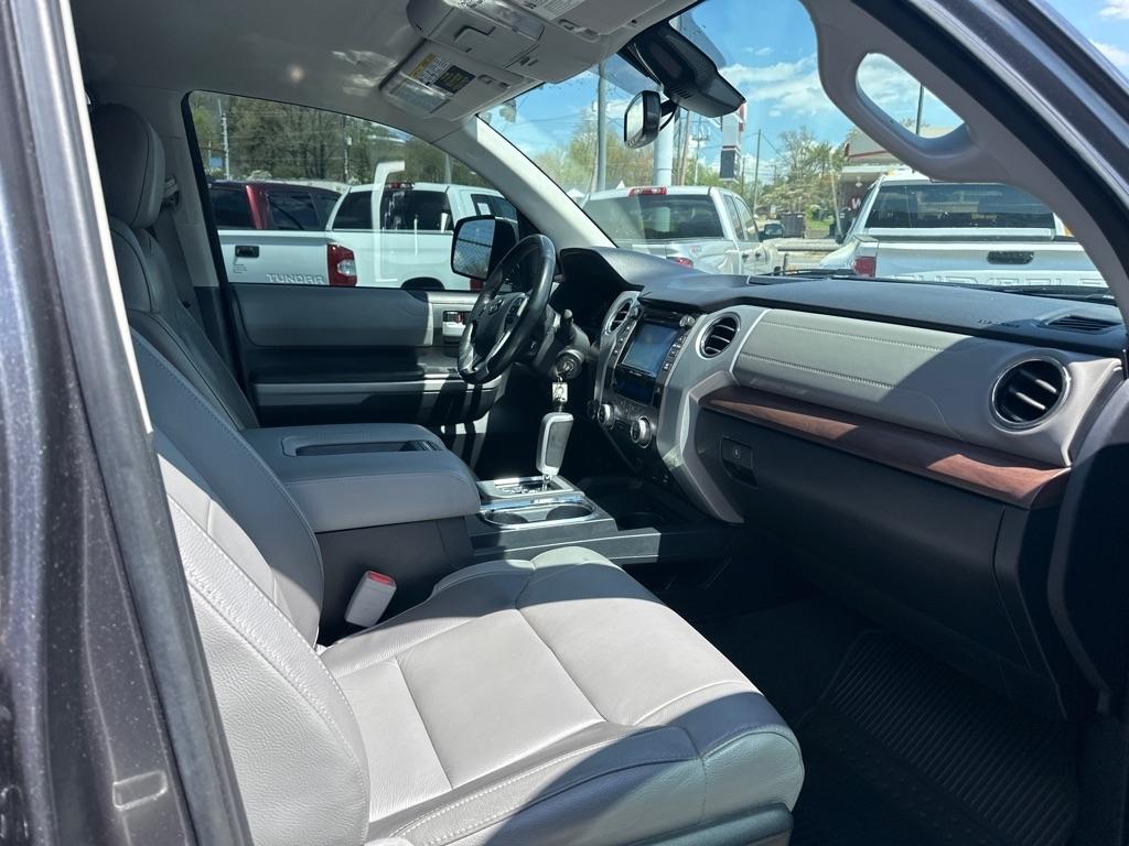 Toyota Tundra 4WD Limited Double Cab 6.5' Bed 5.7L (Natl) 2019