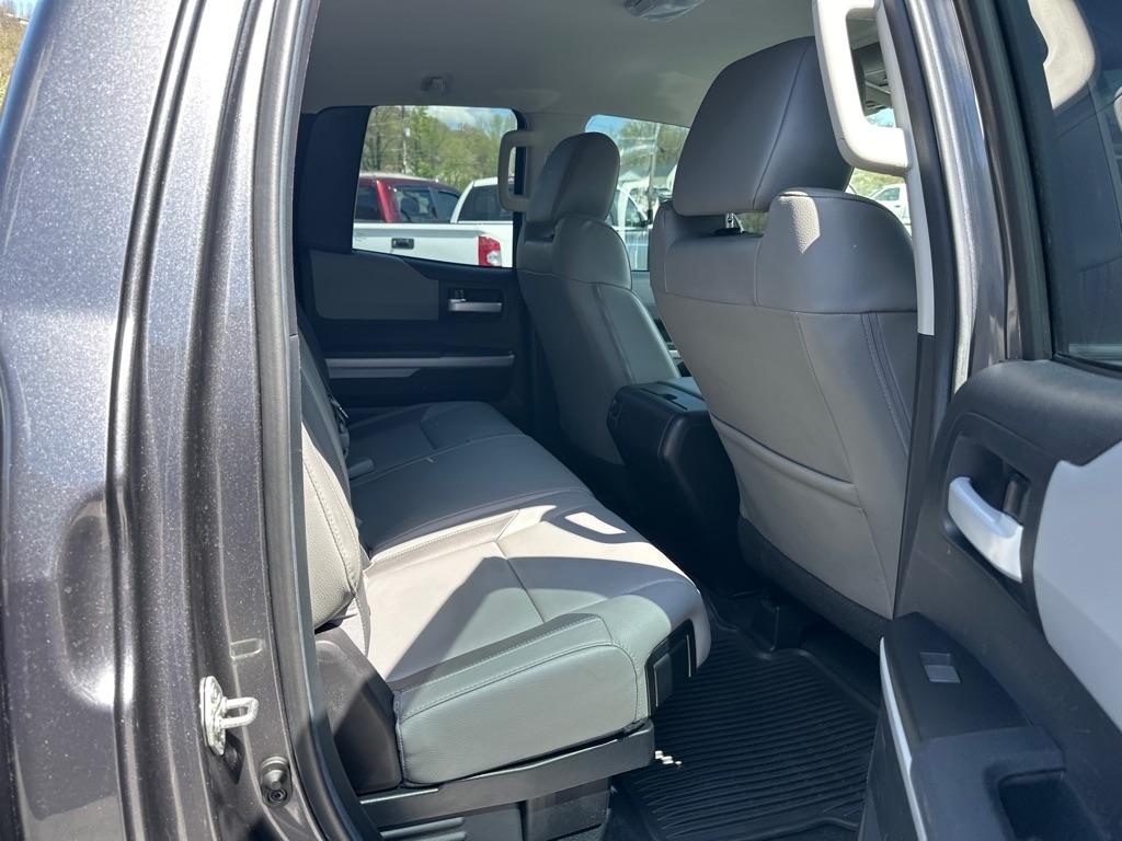 Toyota Tundra 4WD Limited Double Cab 6.5' Bed 5.7L (Natl) 2019