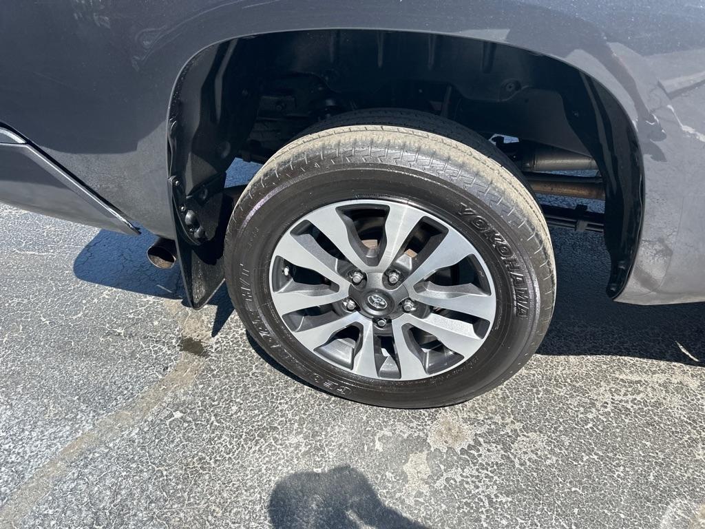 Toyota Tundra 4WD Limited Double Cab 6.5' Bed 5.7L (Natl) 2019