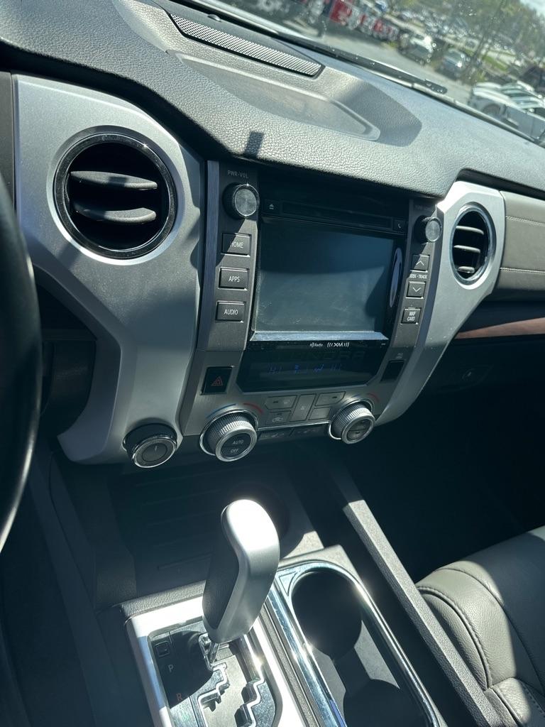 Toyota Tundra 4WD Limited Double Cab 6.5' Bed 5.7L (Natl) 2019