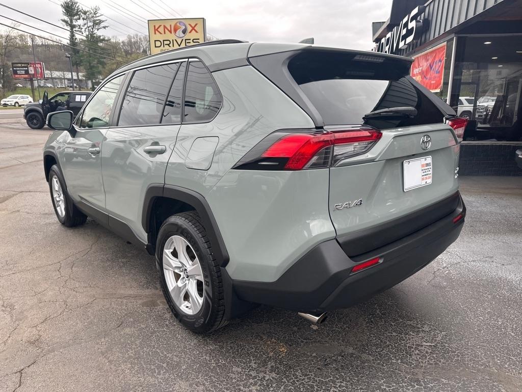 Toyota RAV4 XLE AWD (Natl) 2019