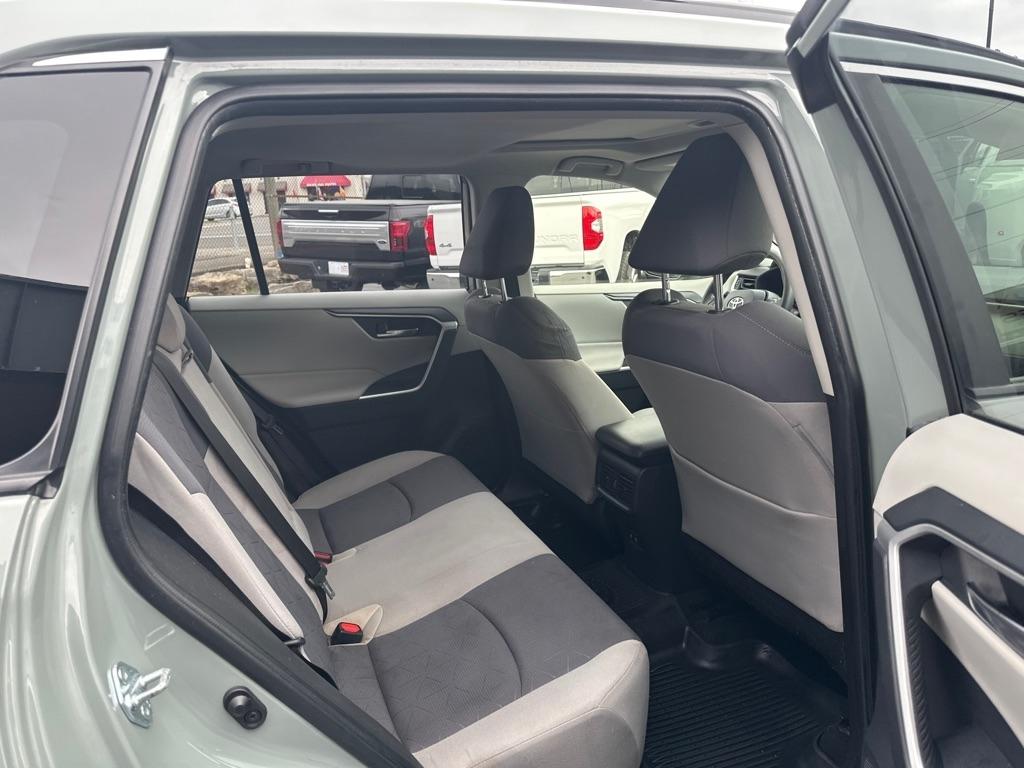 Toyota RAV4 XLE AWD (Natl) 2019