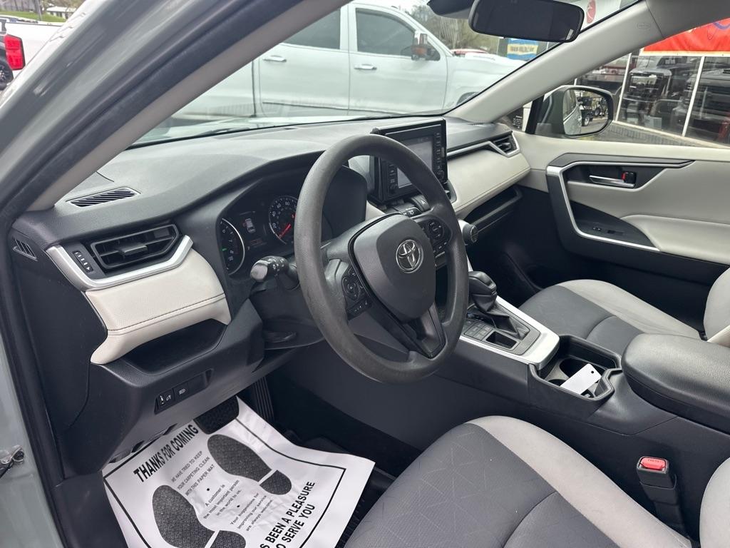 Toyota RAV4 XLE AWD (Natl) 2019