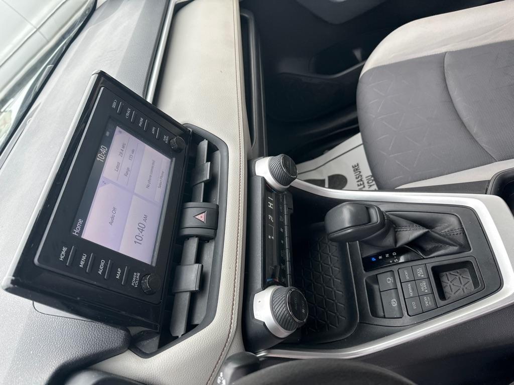 Toyota RAV4 XLE AWD (Natl) 2019