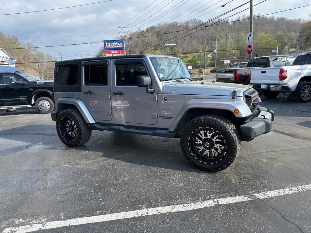 Jeep Wrangler Unlimited 4WD 4dr Sahara 2014